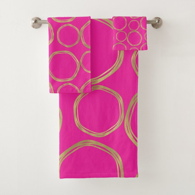 Gold Circles & Hot Pink Bright Bold Modern Trendy Bath Towel Set (Insitu)