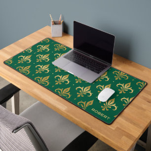 Gold fleur-de-lis seamless pattern on green desk mat