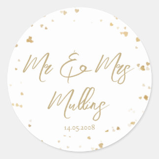 Gold Heart “Mr & Mrs” Wedding Classic Round Sticker