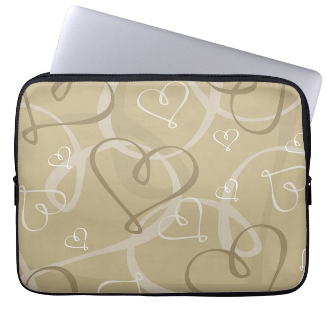 Gold heart pattern laptop sleeve (Front)