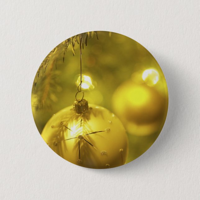 Gold Holiday Tree Decoration 6 Cm Round Badge (Front)