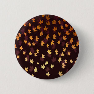 Gold Maple Leaf on dark red 6 Cm Round Badge