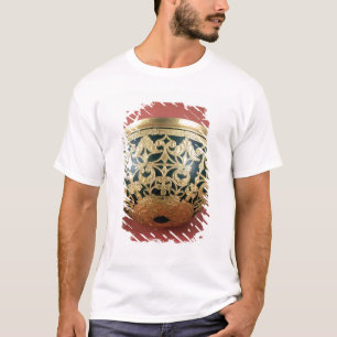 Gold openwork for a varnished bowl T-Shirt