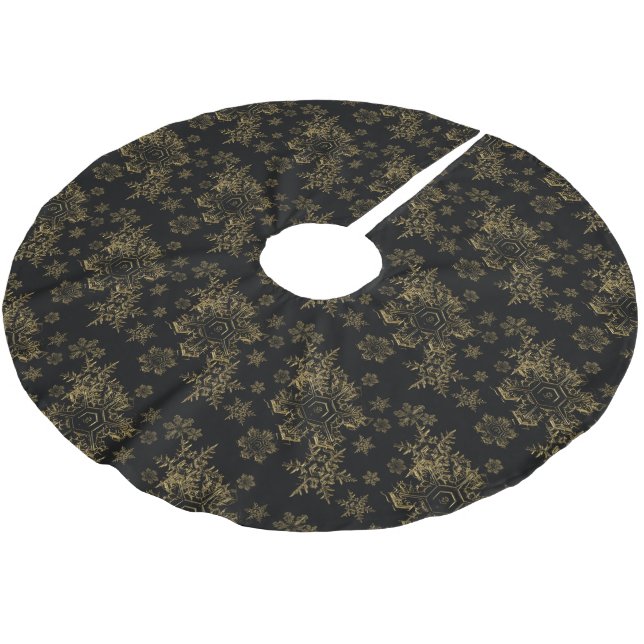 Gold Snowflake Tree Skirt (Angled)