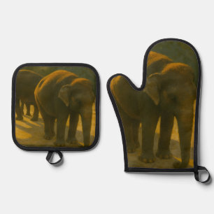 Golden Companions – Elephant Trio in Warm Light Oven Mitt & Pot Holder Set