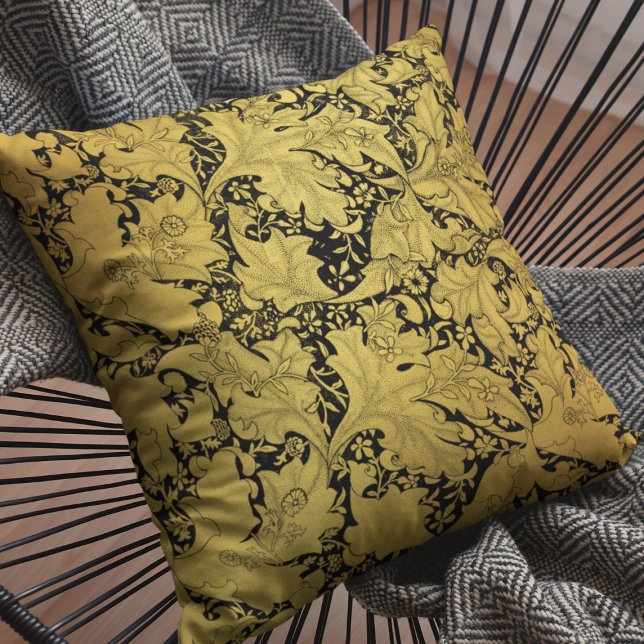 Golden Floral Pattern Oriental Flower Cushion (Creator Uploaded)