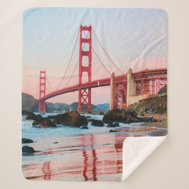 Golden gate bridge throw pillow (Front)