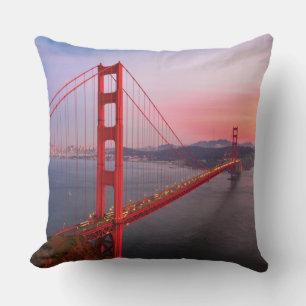 Golden gate bridge throw pillow