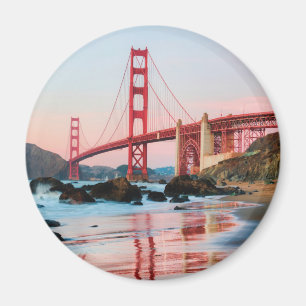 Golden gate bridge throw pillow magnet