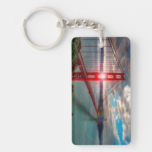 Golden Gate Bridge with Sun Shining through. Key Ring (Front)