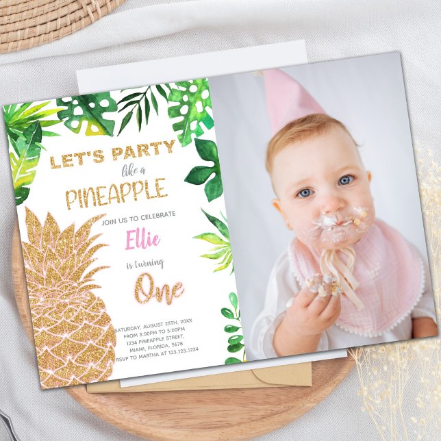 Golden Glitter Pineapple Invitations with Photo (Golden Glitter Pineapple Invitations with photo)