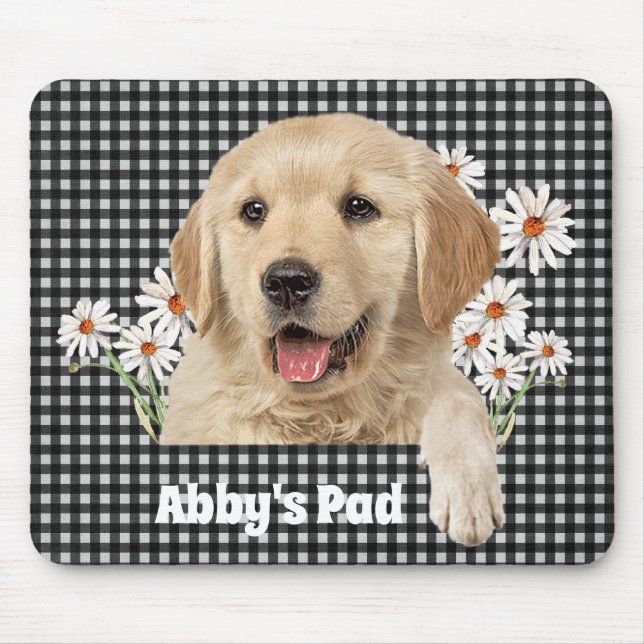 Golden Retriever and Daisies Mouse Pad (Front)