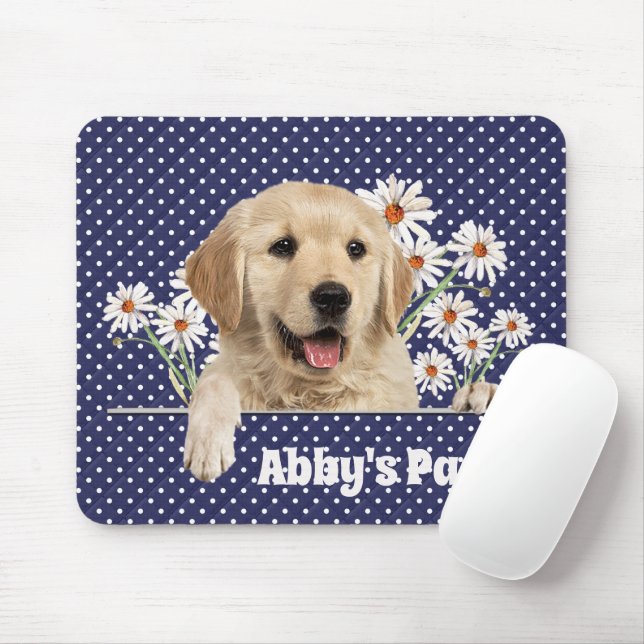 Golden Retriever and Daisies  Mouse Pad (With Mouse)