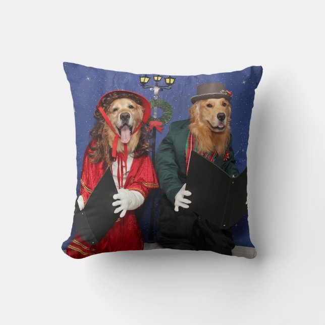Golden Retriever Christmas Carolers Cushion (Front)