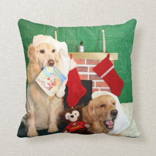 Golden Retrievers The Night Before Christmas Cushion