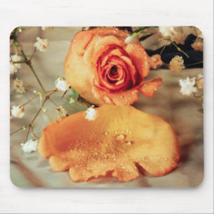 Golden rose mouse pad