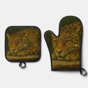 Golden Stillness – Resting Leopard in Foliage Oven Mitt & Pot Holder Set