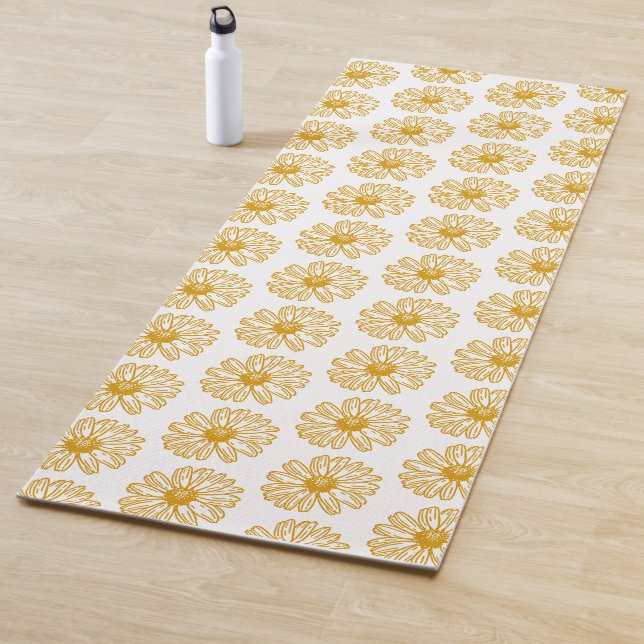 Golden Yellow Daisies Print, Daisy Floral Pattern Yoga Mat (In Situ)