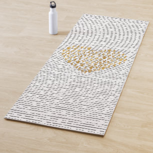 Golden Yoga Silhouettes in Heart Shape Mat