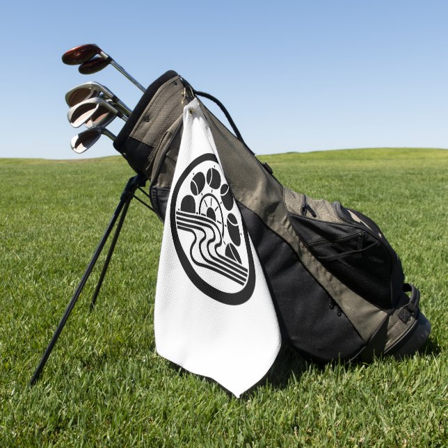 GOLF TOWEL WITH WATER HAMMER ON MIDDLE WHEEL (Green)