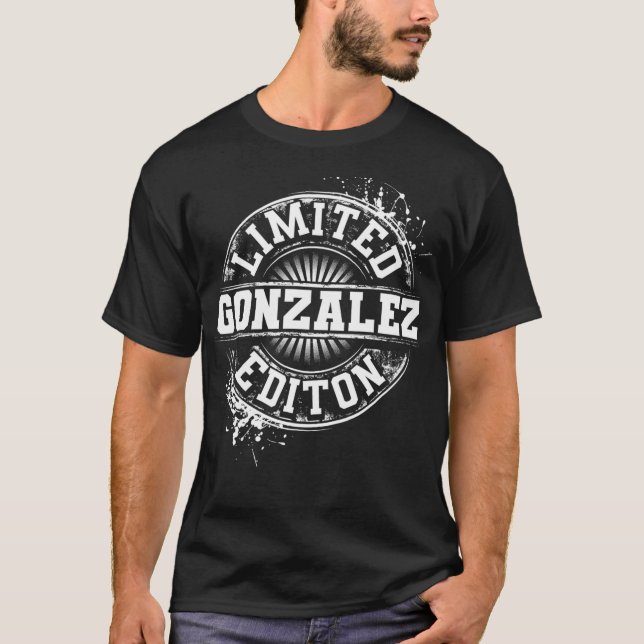 GONZALEZ Funny Surname Family Tree Birthday Reunio T-Shirt (Front)