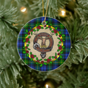 Gordon Clan Badge & Tartan Personalised Xmas Ceramic Ornament