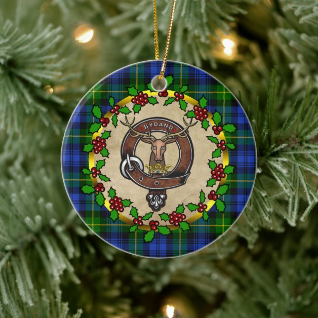 Gordon Clan Badge & Tartan Personalised Xmas Ceramic Ornament (Tree)