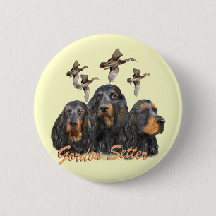 Gordon Setter Hunts Pheasants 6 Cm Round Badge