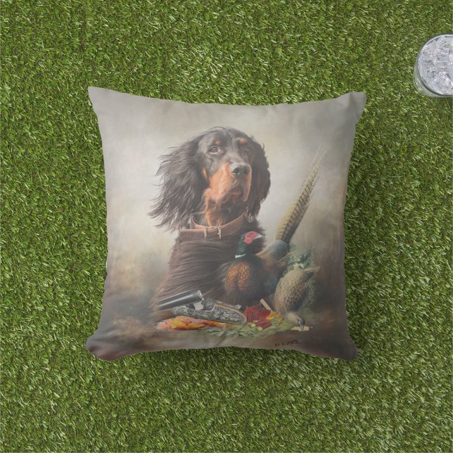 Gordon setter with pheasants, Art    Cushion (Grass)