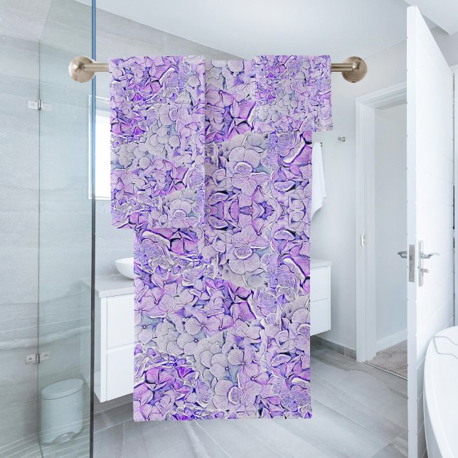 Gorgeous hydrangea pattern in lavender, floral  bath towel set (Creator Uploaded)