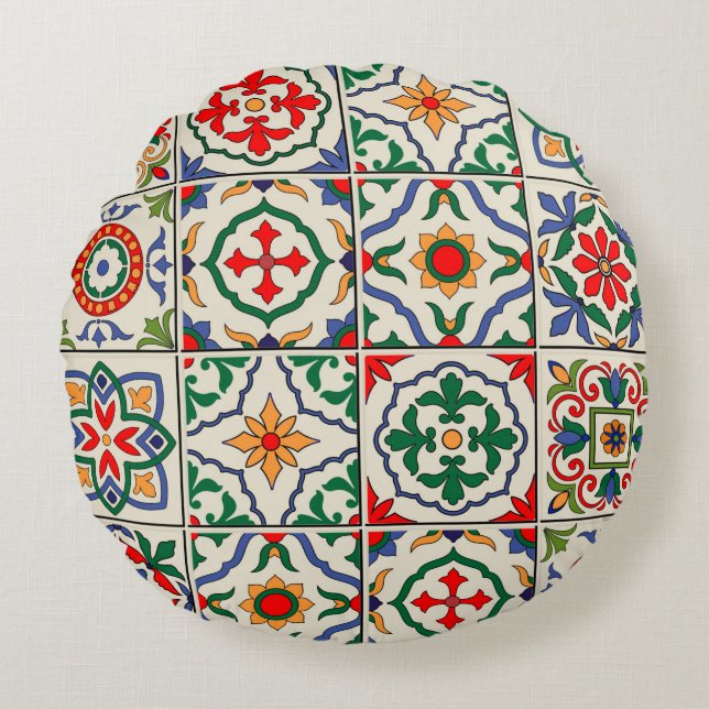 Gorgeous seamless pattern white colourful Moroccan Round Cushion (Front)