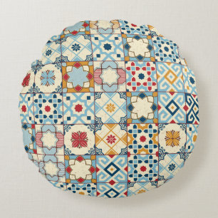 Gorgeous seamless pattern white colourful Moroccan Round Cushion