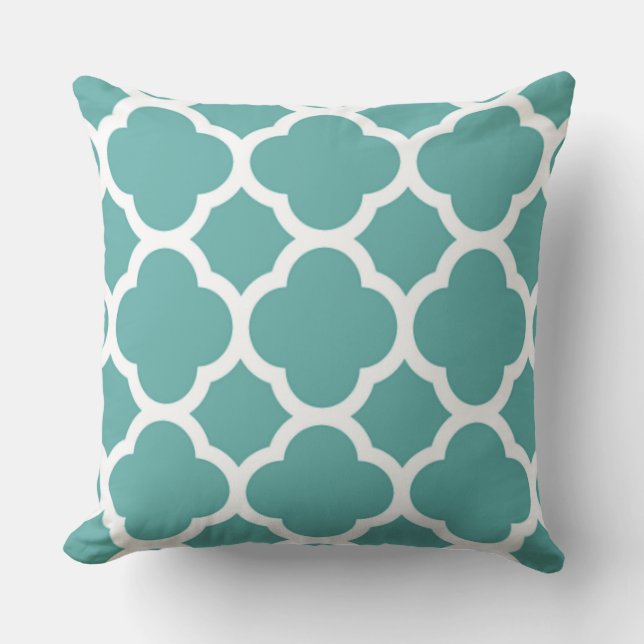 Gorgeous Shade of Blue Quatrefoil Pattern Cushion (Front)