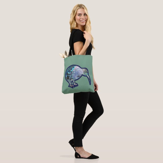 Gorgeous Shiny Pāua Kiwi Bird on Green  Tote Bag (On Model)