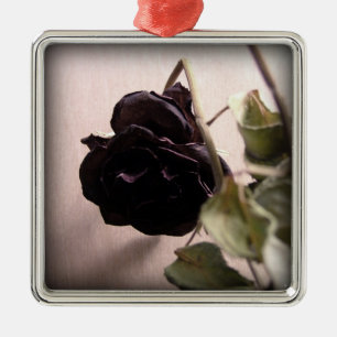 Gothic Dead Rose Metal Tree Decoration