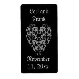 Gothic elegant heart labels to personalise