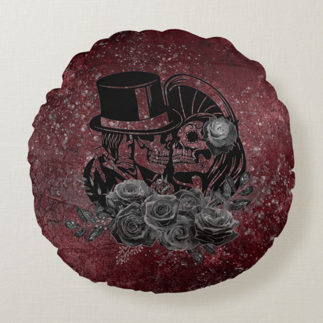 Gothic Kissing Skulls Couple And Blood Red Eternal Round Cushion (Front)