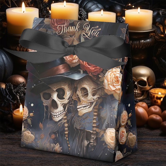 Gothic Kissing Skulls Romantic Skeleton Wedding Favour Box (Creator Uploaded)