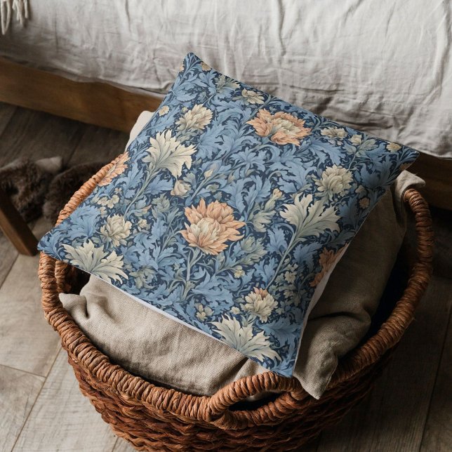 Graceful Retro Flowers Retirement Gifts for Mum Cushion (Graceful Retro Flowers Retirement Gifts for Mom)