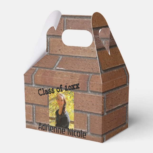 Grad Graffiti Photo on Bricks Favour Box (Front Side)