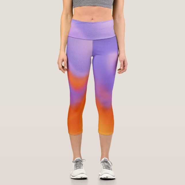 Gradient | Colourful Modern Pastel Capri Leggings (Front)