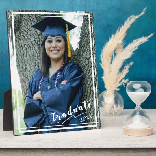 "Graduate 20xx" 8x10 Vertical White Border Plaque