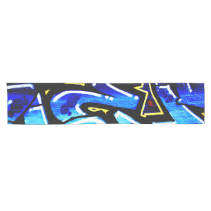 Graffiti 15 tra short table runner