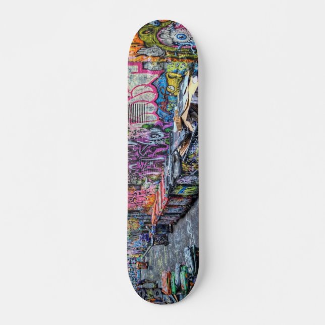 Graffiti design Skateboard (Front)