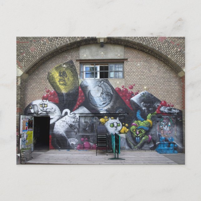 Graffiti On Stadtbahnbogen, Wien Österreich Postcard (Front)