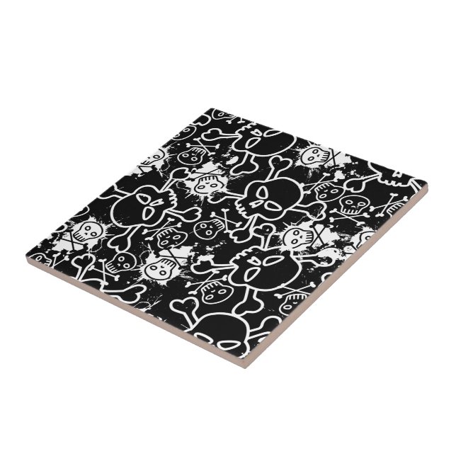 Graffiti skulls ceramic tile (Side)