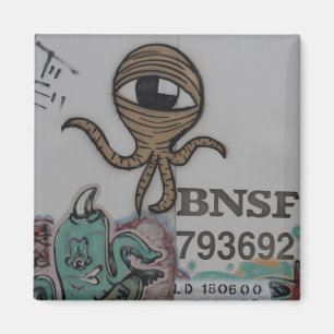 Graffitti Aliens Magnet