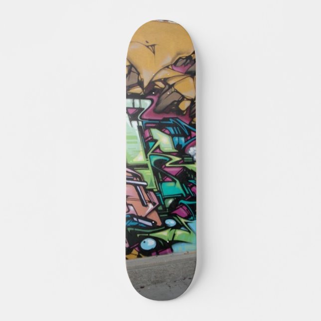 Grafitti Skateboard (Front)