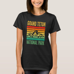 Grand Teton National Park Wyoming Retro Sunset Sou T-Shirt