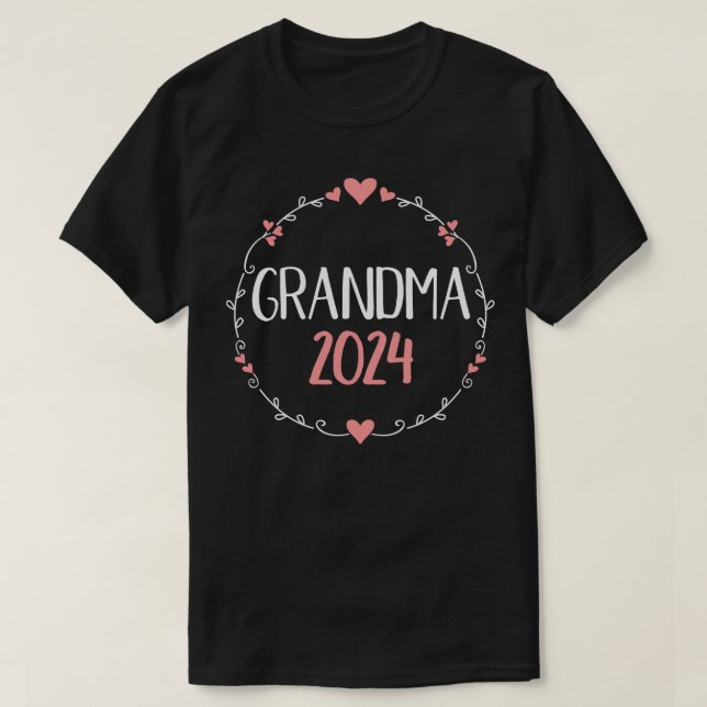 Grandma 2024 for new grandmother T-Shirt (Design Front)